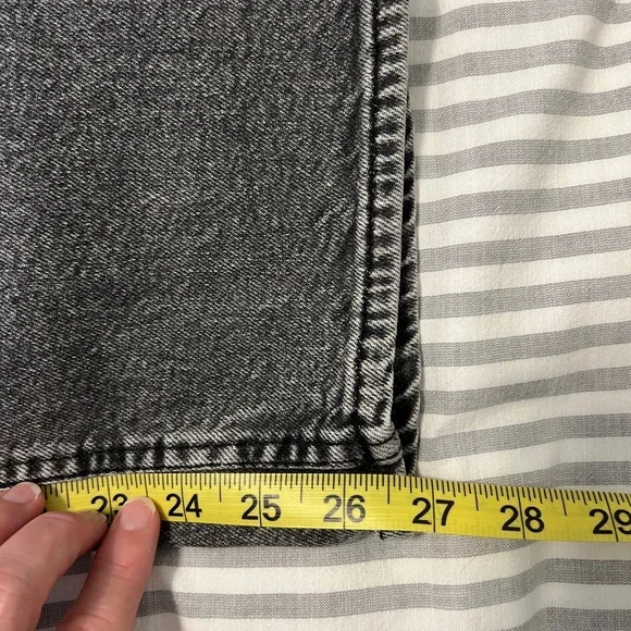 H&M Women's Dark Gray Ankle Jeans - Picture 5 of 5